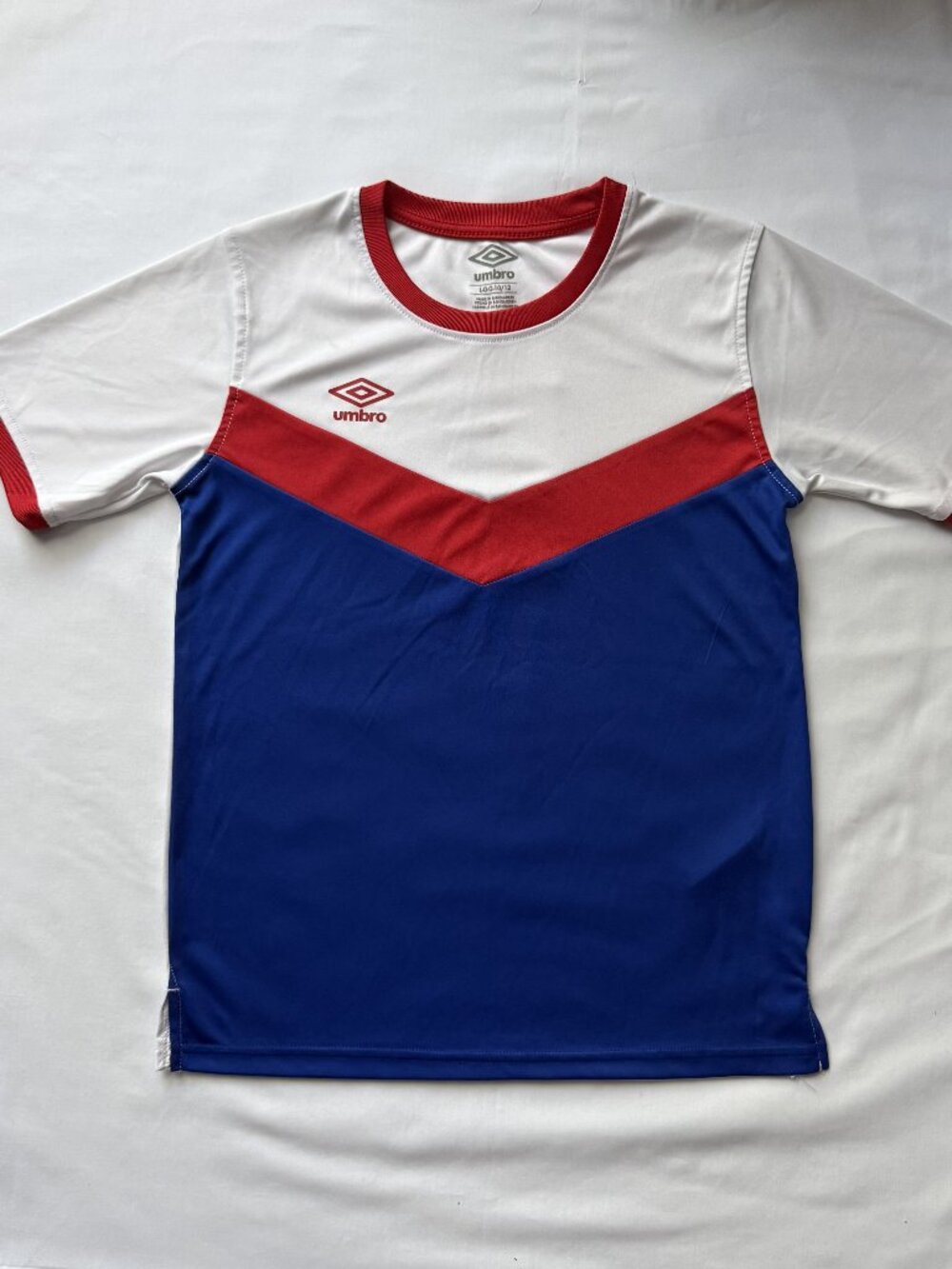 Umbro Boys Youth Large 10/12 Red White Blue Colorblock Athletic Soccer T-Shirt